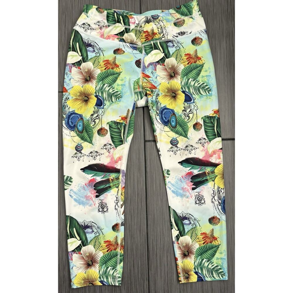 Athleta Tropical Sonar Capri Leggings Size Medium Workout Gym